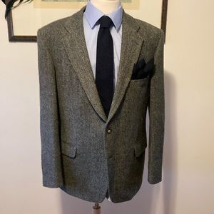 Magee Donegal herringbone tweed blazer.